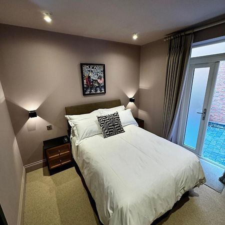 Macbeths Corner High End Luxury Apartment In Centre With Parking Stratford-upon-Avon Eksteriør bilde