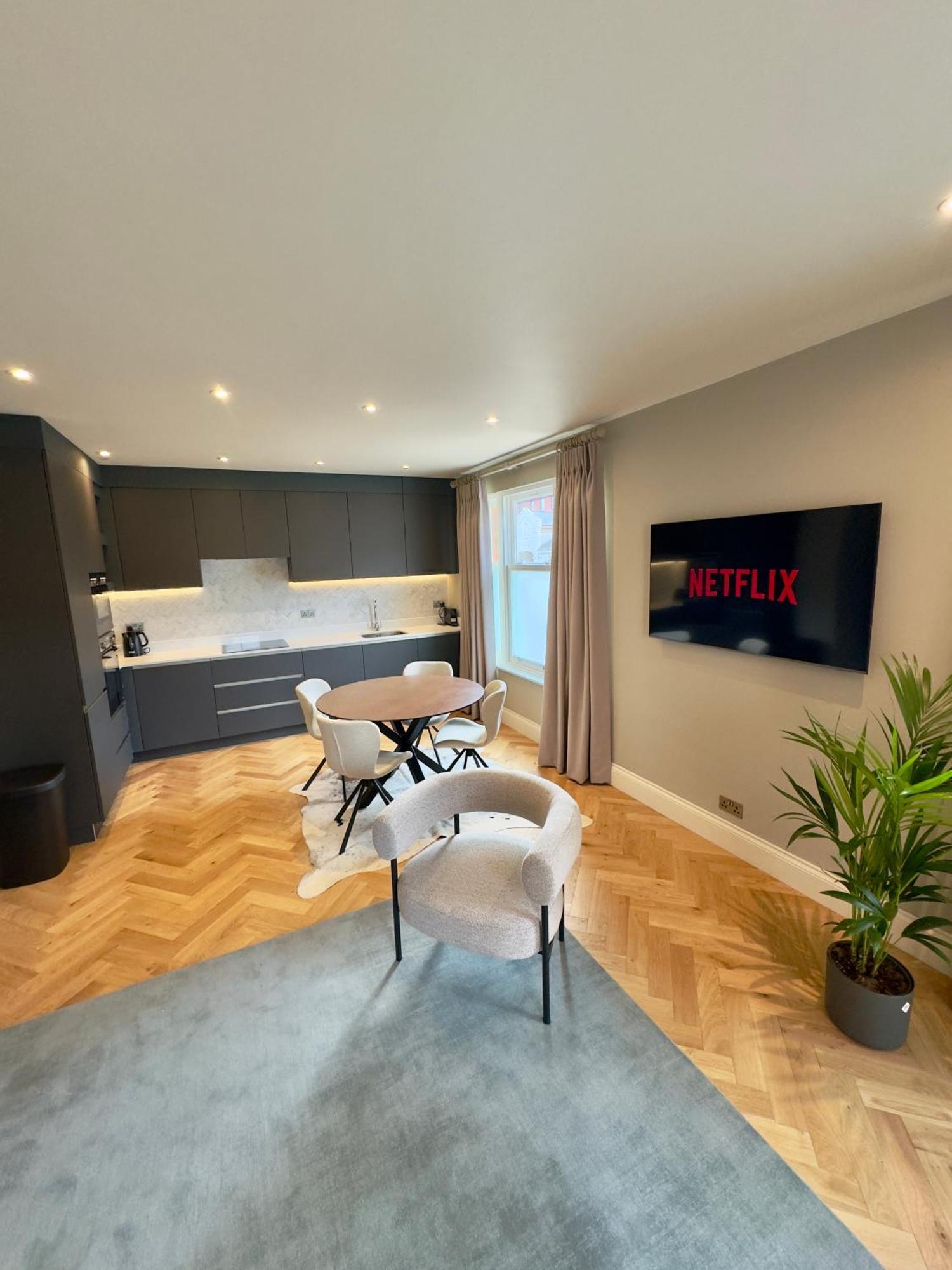 Macbeths Corner High End Luxury Apartment In Centre With Parking Stratford-upon-Avon Eksteriør bilde