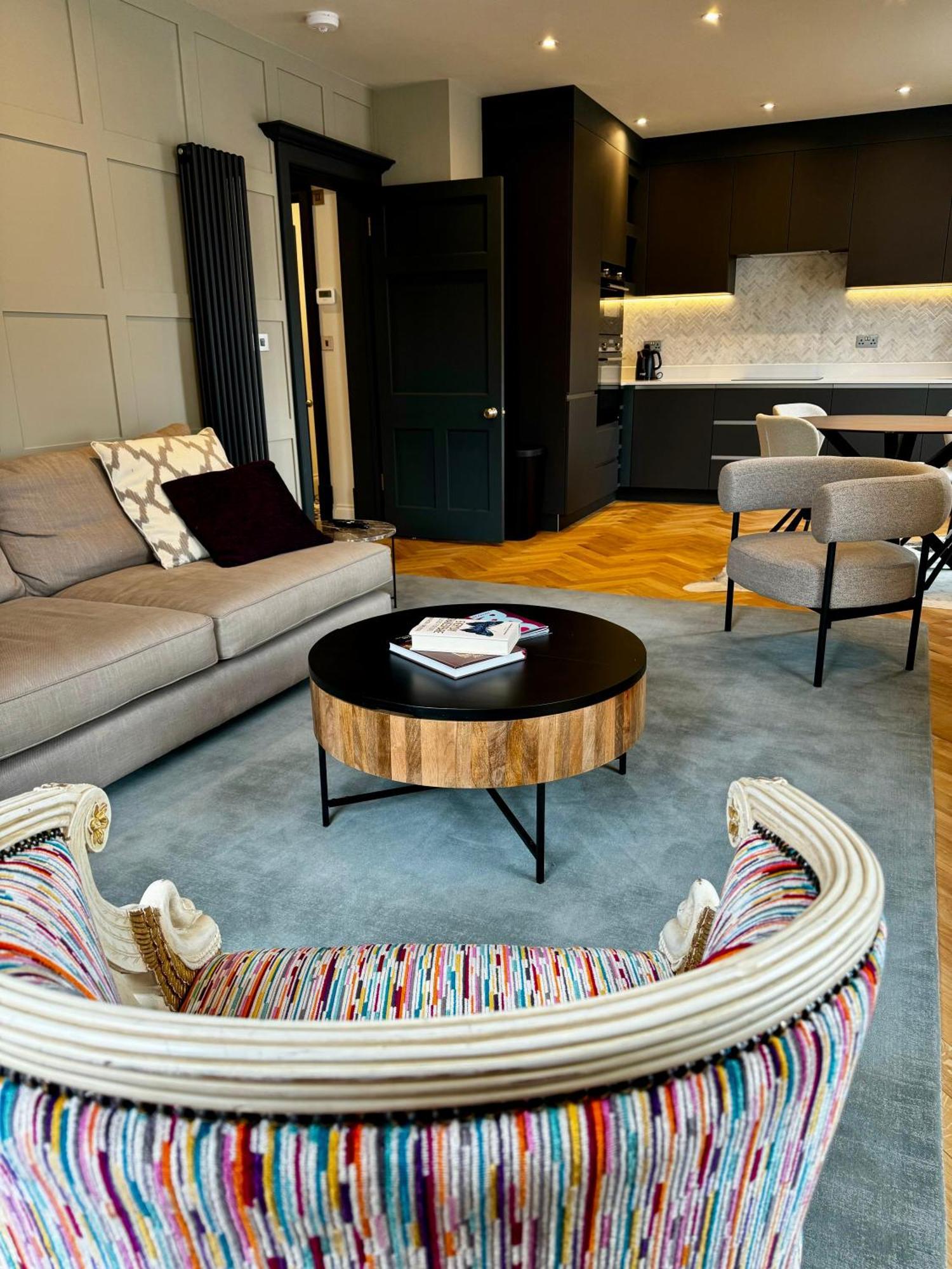 Macbeths Corner High End Luxury Apartment In Centre With Parking Stratford-upon-Avon Eksteriør bilde